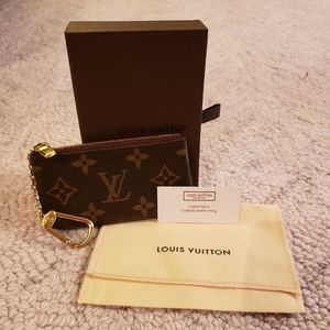 Louis Vuitton Monogram Key Pouch M62650